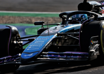Alpine has reunited with Eni as a premium partner