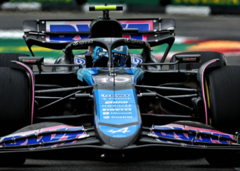 Oliver Oakes has welcomed the support Renault has given to the Alpine F1 team