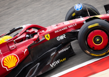 Ollie Bearman has spotted some intriguing steering wheel changes on Lewis Hamilton's Ferrari