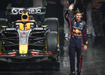 Jos warns that Max Verstappen could boycott future F1 launch events after crowd booing - Credit: Getty Images