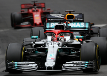 Lewis Hamilton has donated 3000 prints of artwork depicting his 2019 Monaco GP victory to the Mercedes team
