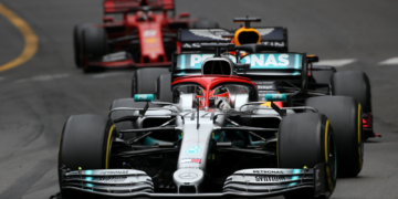 Lewis Hamilton has donated 3000 prints of artwork depicting his 2019 Monaco GP victory to the Mercedes team