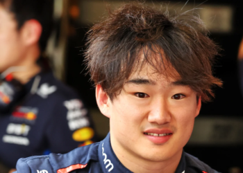 Yuki Tsunoda has been urged not to give up on a promotion to Red Bull
