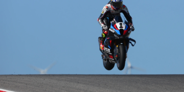 Toprak Razgatlioglu pips Nicolo Bulega to Portimao WorldSBK Race 1 victory