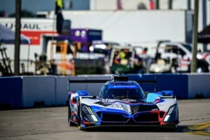 An early red flag in qualifying put the pressure on for Dries Vanthoor to secure a second pole position, after Daytona, for the 12 Hours of Sebring