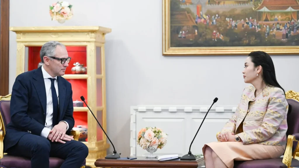 F1 CEO Stefano Domenicali met with the PM of Thailand to discuss a Bangkok GP