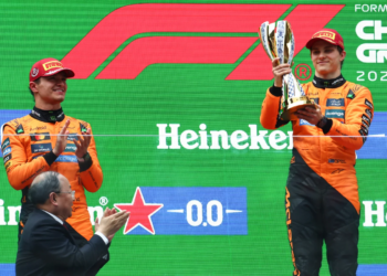 Lando Norris is anticipating a title battle with McLaren team-mate Oscar Piastri