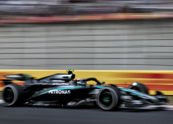 Kimi Antonelli took a damaged Mercedes to sixth in the F1 Chinese GP