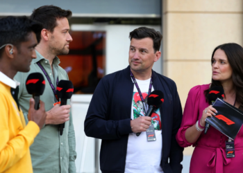 (L to R): Lawrence Barretto (GBR) Formula 1 Senior Writer Editor; Jolyon Palmer (GBR) F1 Digital Presenter; Will Buxton (GBR) F1 Digital Presenter; Laura Winter (GBR) F1 Presenter. 02.03.2024. Formula 1 World Championship, Rd 1, Bahrain Grand Prix, Sakhir, Bahrain, Race Day