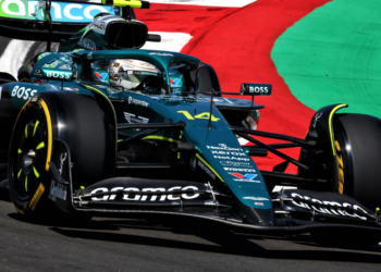 Fernando Alonso (ESP) Aston Martin F1 Team AMR25. 21.03.2025. Formula 1 World Championship, Rd 2, Chinese Grand Prix, Shanghai, China, Sprint Qualifying Day. - www.xpbimages.com