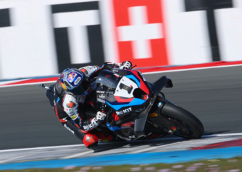 Toprak Razgatlioglu prevails in wet Assen WorldSBK Superpole race