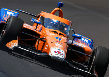 Dixon breached 225 MPH and set the fastest lap of the day. Photo: IndyCar - Joe Skibinski