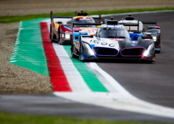 Giovinazzi and D. Vanthoor lead Imola FP2 with identical lap times
