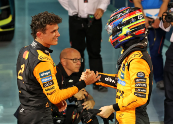 Oscar Piastri is expecting McLaren to give him and Lando Norris equal machinery