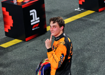 A strong drive by Oscar Piastri saw him win the F1 Saudi Arabian GP