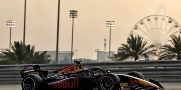 Pepe Marti secured his second victory in F2 after winning the Bahrain Sprint Race