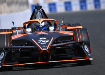Sam Bird of Great Britain driving the (8) NEOM McLaren Formula E Team Nissan e-4ORCE 05 during practice ahead of the Jeddah E-Prix, Round 3 of the 2025 FIA Formula E World Championship at Jeddah Corniche Circuit on February 14, 2025 in Jeddah, Saudi Arabia