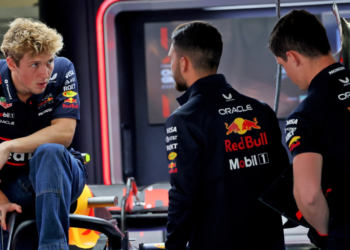 Liam Lawson (NZL) Red Bull Racing RB21. 20.03.2025. Formula 1 World Championship, Rd 2, Chinese Grand Prix, Shanghai, China, Preparation Day