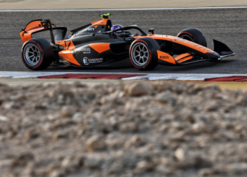 Alexander Dunne claims emphatic maiden victory in F2 Bahrain Feature Race