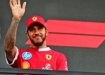 Lewis Hamilton (GBR) Ferrari on the drivers' parade. 20.04.2025. Formula 1 World Championship, Rd 5, Saudi Arabian Grand Prix, Jeddah, Saudi Arabia, Race Day