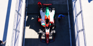 PREMA pushes Shwartzman's car out before his only qualifying attempt on Saturday. Photo: Kevin Dejewski