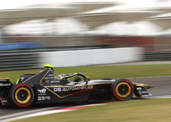 Maximilian Gunther of Germany driving the (7) DS Penske DS E-Tense FE25 on track during practice, ahead of the Shanghai E-Prix, Round 10 of the 2025 FIA Formula E World Championship at Shanghai International Circuit on May 31, 2025 in Shanghai, China