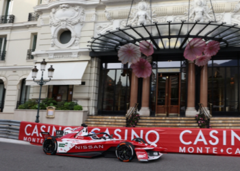 https://www.motorsportweek.com/2025/05/03/monaco-e-prix-oliver-rowland-crashes-in-final-to-hand-taylor-barnard-pole-position/