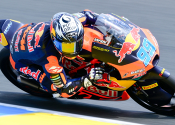 Jose Antonio Rueda steals final corner Moto3 victory at Le Mans