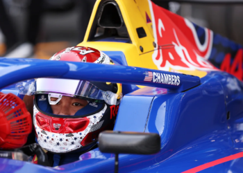 Chloe Chambers went fastest in F1 Academy qualifying at the Miami International Autodrome