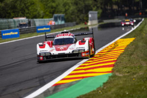 Porsche’s Kevin Estre tops FP2 at Spa in disrupted session