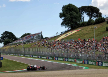 Both Yuki Tsunoda and Franco Colapinto crashed out of qualifying at Imola