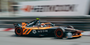 NEOM McLaren Formula E 2025