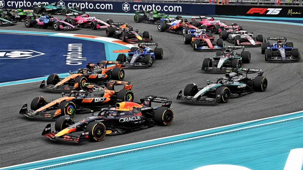 Andrea Stella feels Lando Norris could have been more 'patient' at the start of the F1 Miami GP