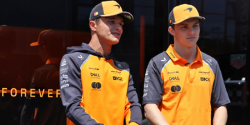 (L to R): Lando Norris (GBR) McLaren with Oscar Piastri (AUS) McLaren. 15.05.2025. Formula 1 World Championship, Rd 7, Emilia Romagna Grand Prix, Imola, Italy, Preparation Day