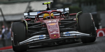Lewis Hamilton has voiced his discontent with F1's clampdown on flexi front wings