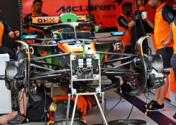 McLaren MCL39 being prepared in the pit garage. 22.05.2025. Formula 1 World Championship, Rd 8, Monaco Grand Prix, Monte Carlo, Monaco, Preparation Day