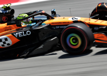 Lando Norris (GBR) McLaren MCL39. 30.05.2025 Formula 1 World Championship, Rd 9, Spanish Grand Prix, Barcelona, Spain, Practice Day