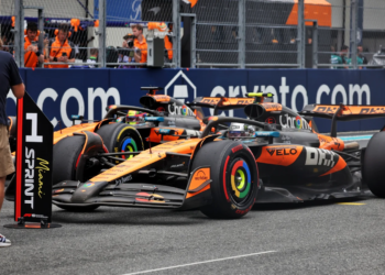 Oscar Piastri rued bad luck costing him the win in the Miami Sprint