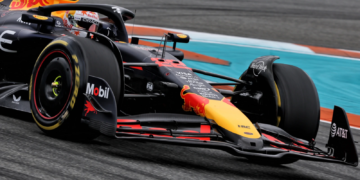 Yuki Tsunoda (JPN) Red Bull Racing RB21. 02.05.2025. Formula 1 World Championship, Rd 6, Miami Grand Prix, Miami, Florida, USA, Sprint Qualifying Day.