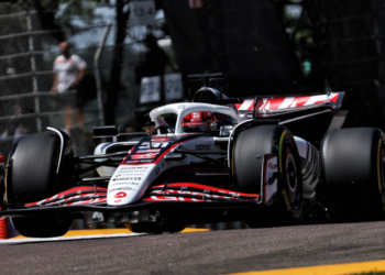 Esteban Ocon (FRA) Haas VF-25. 16.05.2025. Formula 1 World Championship, Rd 7, Emilia Romagna Grand Prix, Imola, Italy, Practice Day