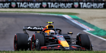 Yuki Tsunoda (JPN) Red Bull Racing RB21. 17.05.2025. Formula 1 World Championship, Rd 7, Emilia Romagna Grand Prix, Imola, Italy, Qualifying Day