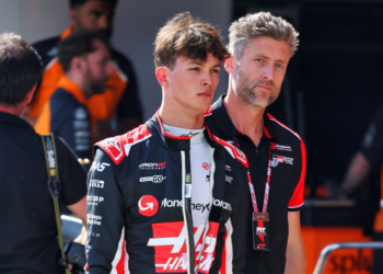 Oliver Bearman (GBR) Haas F1 Team. 17.05.2025. Formula 1 World Championship, Rd 7, Emilia Romagna Grand Prix, Imola, Italy, Qualifying Day