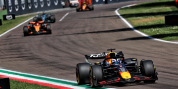 Max Verstappen (NLD) Red Bull Racing RB21. 18.05.2025. Formula 1 World Championship, Rd 7, Emilia Romagna Grand Prix, Imola, Italy, Race Day