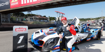 #24: BMW M Team RLL, BMW M Hybrid V8, GTP: Dries Vanthoor, Motul Pole Award, Pole