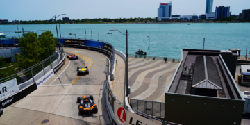 Scenic views for a Detroit street fight. Photo: Kevin Dejewski