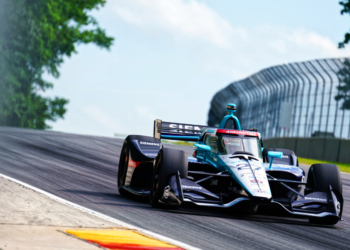 Kirkwood completed a late lap on the soft tires to take the top spot. Photo: Kevin Dejewski