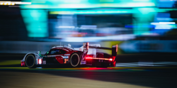 Laurens Vanthoor leads at Le Mans halfway mark