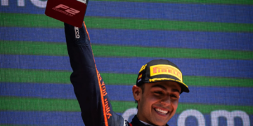 Race winner Arvid Lindblad (GBR) Campos Racing celebrates on the podium. 01.06.2025. FIA Formula 2 Championship, Rd 6, Feature Race, Barcelona, Spain, Sunday
