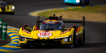 Robert Kubica leads Le Mans in yellow #83 Ferrari with two hours to go