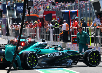 The teams had one last practice hour to perfect their set-ups in Canada